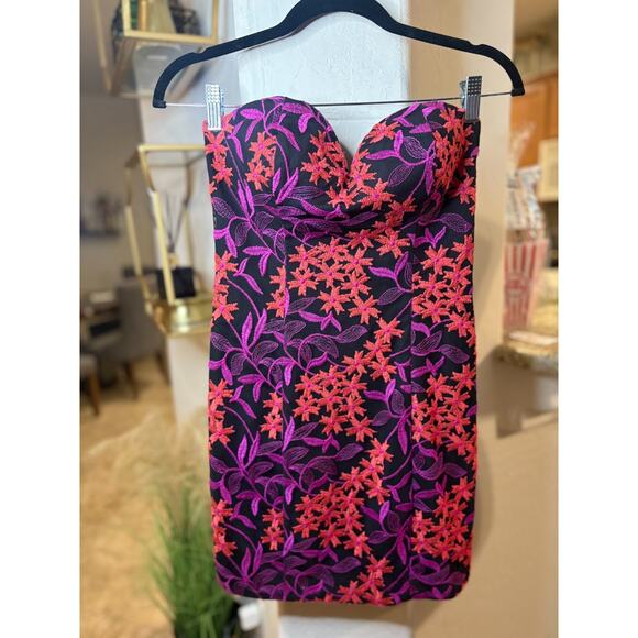 GUESS Bestia Strapless Sweetheart Neck Dress Size Small 0-4 - Picture 5 of 5